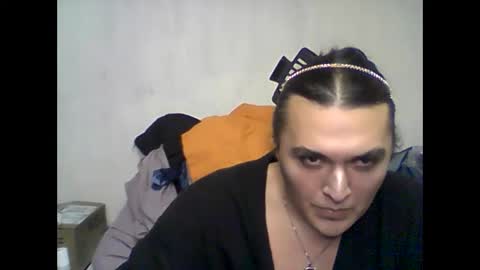priscilla online show from December 12, 12:38 am