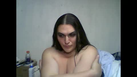 priscilla online show from December 14, 6:35 am