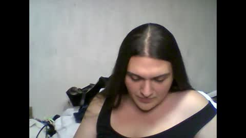 priscilla online show from December 16, 4:23 am