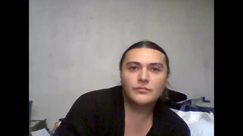 priscilla online show from December 17, 6:02 am