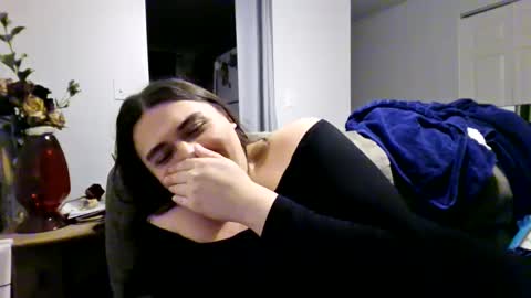 priscilla online show from September 23, 4:51 am