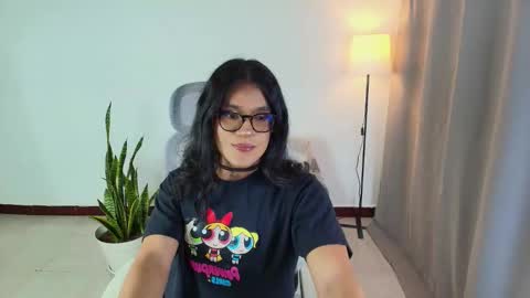 VittaaaPlease help me with your thumbs up its important  online show from October 17, 2:15 am