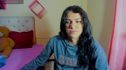 Snapshot of vivianalatin chatting on December 18, 2:38 pm instagram Viviana73215 online show from December 18, 2:38 pm