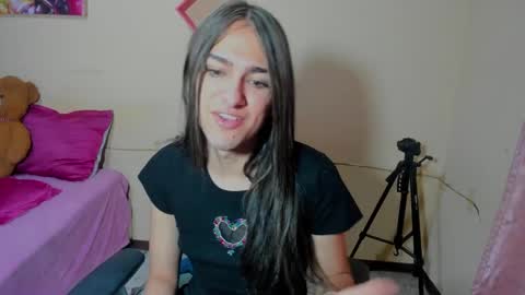 Snapshot of vivianalatin chatting on February 5, 12:06 pm instagram Viviana73215 online show from February 5, 12:06 pm