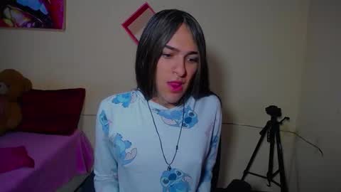 Snapshot of vivianalatin chatting on February 6, 12:05 pm instagram Viviana73215 online show from February 6, 12:05 pm