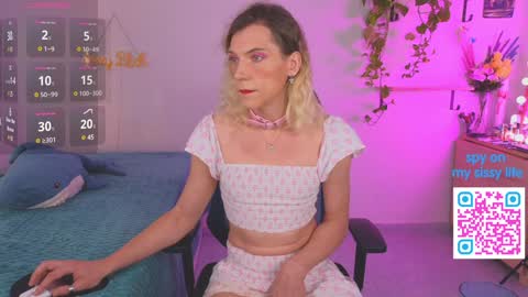 Snapshot of vulgar_wife chatting on December 3, 12:34 pm Vikky online show from December 3, 12:34 pm