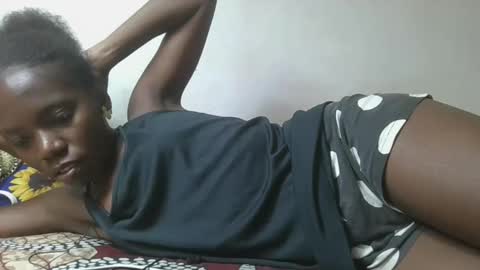 wangela online show from February 5, 6:13 pm