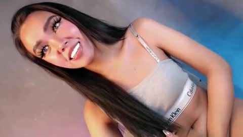 Snapshot of water_lily28 chatting on September 30, 7:19 am Isla Fox online show from September 30, 7:19 am