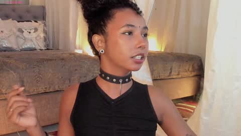 Snapshot of wayuu_goddess chatting on December 11, 2:53 pm Wayuu Goddess 3 online show from December 11, 2:53 pm