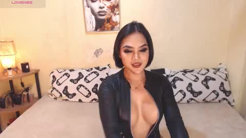 Snapshot of wetwildsugar69 chatting on October 2, 7:09 am sam sugar online show from October 2, 7:09 am