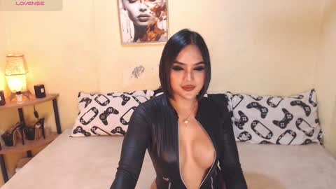 Snapshot of wetwildsugar69 chatting on October 3, 8:47 am sam sugar online show from October 3, 8:47 am
