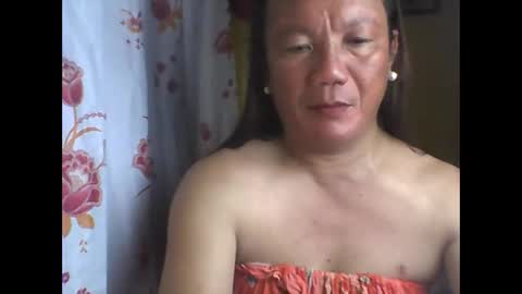 wild_sunflower11 online show from December 15, 1:38 pm