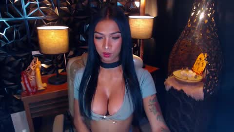 Snapshot of wildara chatting on March 12, 6:29 am wildara online show from March 12, 6:29 am