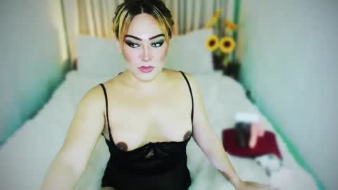 Snapshot of wildhotivana chatting on March 2, 7:41 pm ivana online show from March 2, 7:41 pm