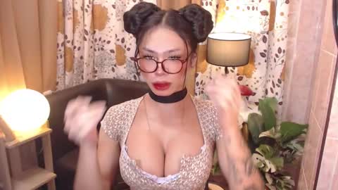 Snapshot of wildroxie chatting on February 25, 11:00 pm ROXIE online show from February 25, 11:00 pm