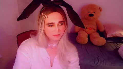 Patty online show from October 18, 8:07 am