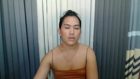 Snapshot of xhugejerkingtransx chatting on March 1, 12:23 pm GWEN THOMPSON ....... online show from March 1, 12:23 pm