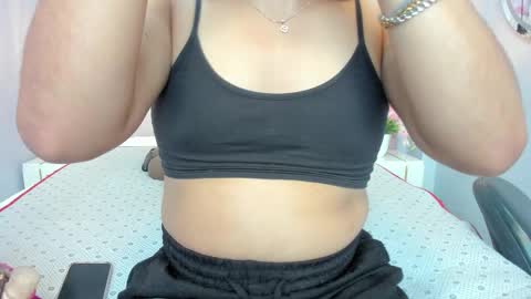 Yoy  online show from October 17, 3:26 pm