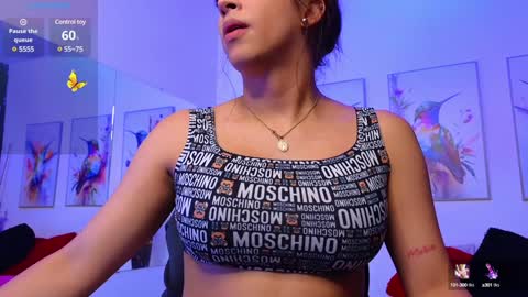 Snapshot of xkim_starx chatting on January 21, 3:27 am welcome friends online show from January 21, 3:27 am
