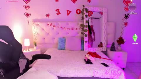 Snapshot of xlmena_slut chatting on February 10, 9:36 pm Ximena online show from February 10, 9:36 pm