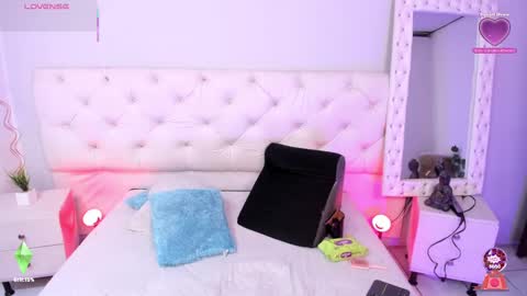 Snapshot of xlmena_slut chatting on September 25, 4:52 am Ximena online show from September 25, 4:52 am