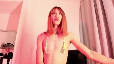 xmistresspervet online show from December 19, 9:03 am