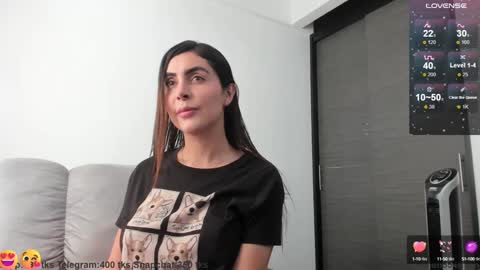 Snapshot of xspecialroomx chatting on January 17, 2:18 pm Hellen Sofia instagram hellen5546 online show from January 17, 2:18 pm