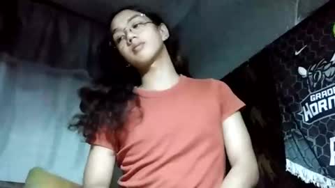 Sophie online show from January 5, 6:02 pm