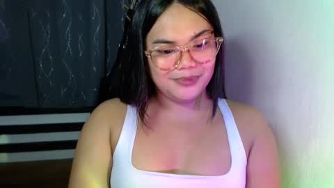Snapshot of xxkylie_smithxx chatting on September 26, 8:17 pm Kylie Smith online show from September 26, 8:17 pm