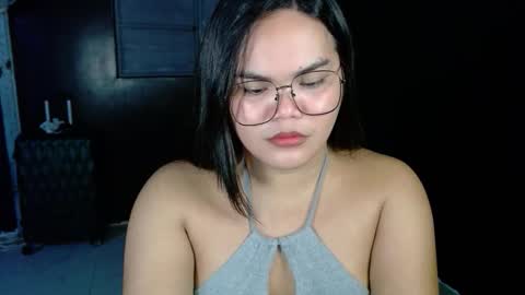 Kylie Smith online show from October 13, 5:24 pm