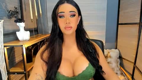 Snapshot of xxtastefullayeshaxx chatting on March 6, 7:43 am xxtastefullayeshaxx online show from March 6, 7:43 am