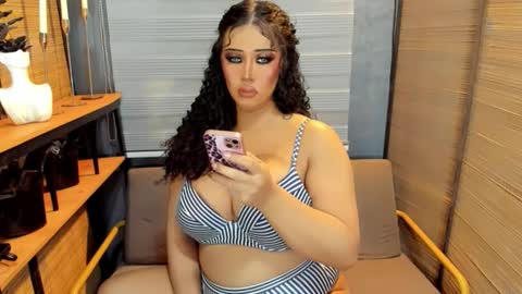 Snapshot of xxtastefullayeshaxx chatting on September 25, 3:30 pm xxtastefullayeshaxx online show from September 25, 3:30 pm