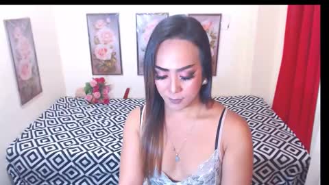 Snapshot of xxwildkingcobratsxx chatting on February 9, 10:11 pm dolly online show from February 9, 10:11 pm