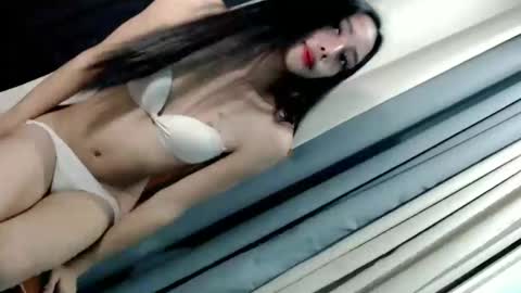 yams_kitty69 online show from October 9, 10:38 am