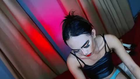 Snapshot of yasii19 chatting on January 14, 6:38 pm miss yasii online show from January 14, 6:38 pm