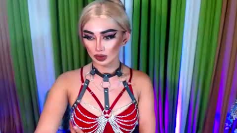Snapshot of yasii19 chatting on September 12, 6:57 pm miss yasii online show from September 12, 6:57 pm
