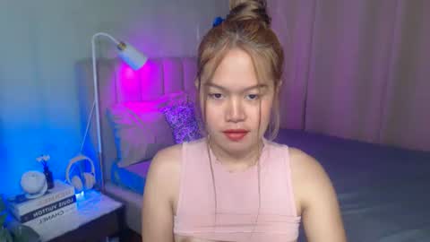 Yazzi online show from November 11, 3:19 am