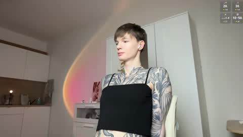 yexes online show from February 28, 2:51 am