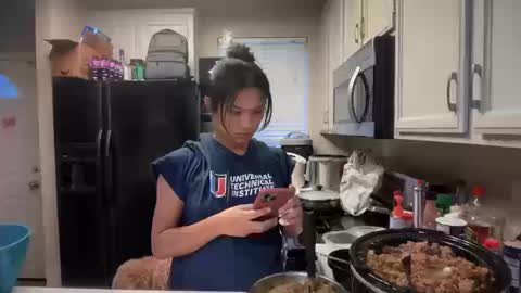 Palmela Handerson online show from October 13, 3:45 pm