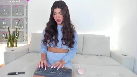 Eliza online show from February 25, 11:22 pm