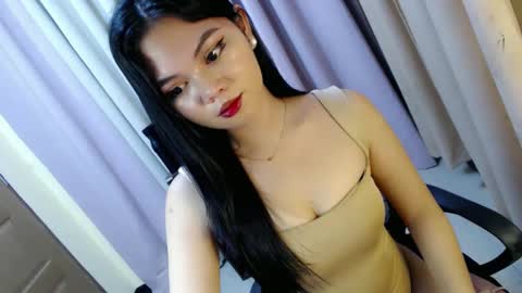 Snapshot of yourangelictransgirl chatting on December 17, 6:09 pm Hi its me Yna online show from December 17, 6:09 pm