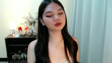 Snapshot of yourangelictransgirl chatting on February 16, 1:49 pm Hi its me Yna online show from February 16, 1:49 pm