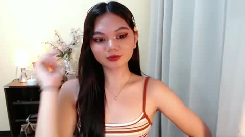 Snapshot of yourangelictransgirl chatting on February 18, 6:17 pm Hi its me Yna online show from February 18, 6:17 pm