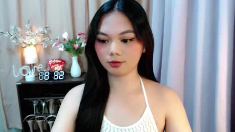 Snapshot of yourangelictransgirl chatting on September 16, 12:32 pm Hi its me Yna online show from September 16, 12:32 pm