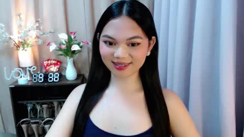 Snapshot of yourangelictransgirl chatting on September 20, 1:38 pm Hi its me Yna online show from September 20, 1:38 pm