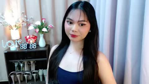 Snapshot of yourangelictransgirl chatting on October 2, 2:39 pm Hi its me Yna online show from October 2, 2:39 pm