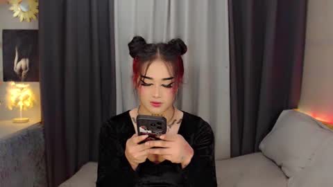 Snapshot of yourasiancockisontop chatting on February 4, 6:49 pm kim online show from February 4, 6:49 pm