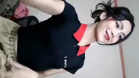 Snapshot of yourbabyriana chatting on January 2, 1:38 am Angel online show from January 2, 1:38 am