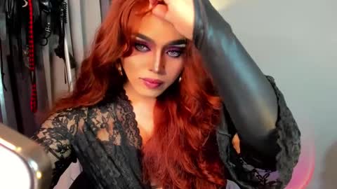 Snapshot of yourfiercemistress chatting on January 3, 8:21 am not into STINGY and CHEAP people online show from January 3, 8:21 am