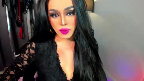 Snapshot of yourfiercemistress chatting on January 21, 2:55 am not into STINGY and CHEAP people online show from January 21, 2:55 am